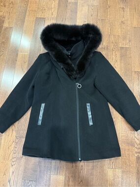 Women's Black Hooded Cashmere & Wool Winter Coat with Fur Trim